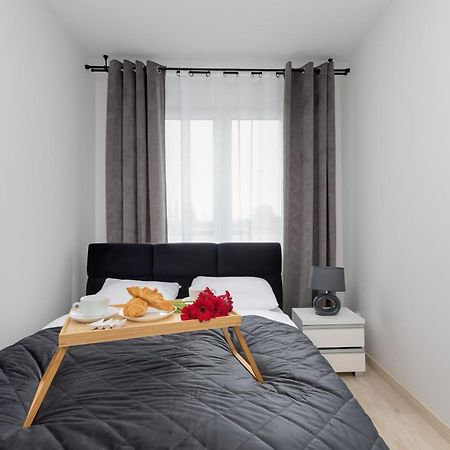 Sunny Apartments With Parking & Balcony Luzycka By Noclegi Renters Swinoujscie Kültér fotó