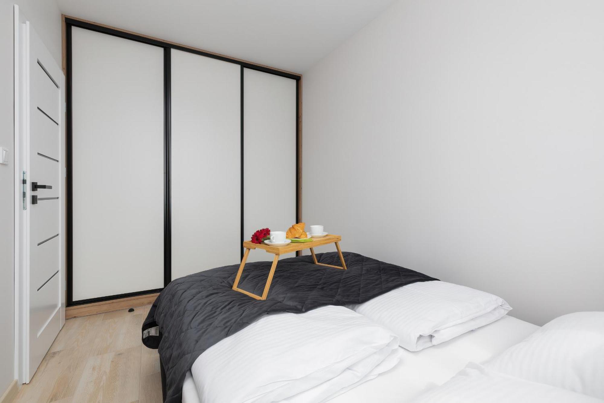 Sunny Apartments With Parking & Balcony Luzycka By Noclegi Renters Swinoujscie Kültér fotó